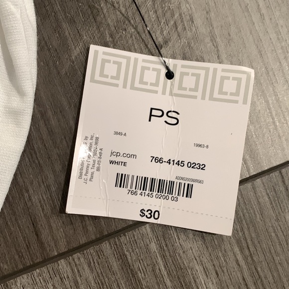 NWT basic blouse - Picture 3 of 4